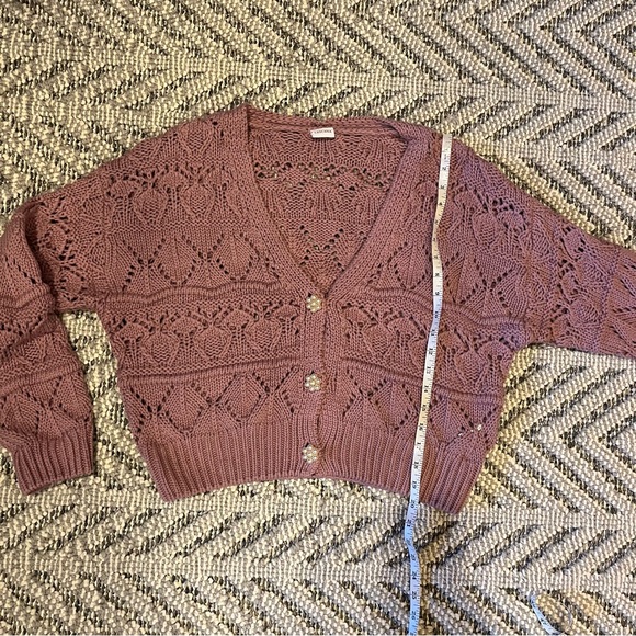 NWOT Lascana Pearl Button Crochet Cardigan Sweater in Mauve size 8-10 - Picture 15 of 16